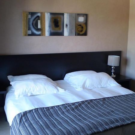 Augustin Marie Hotel Bonifacio  Room photo